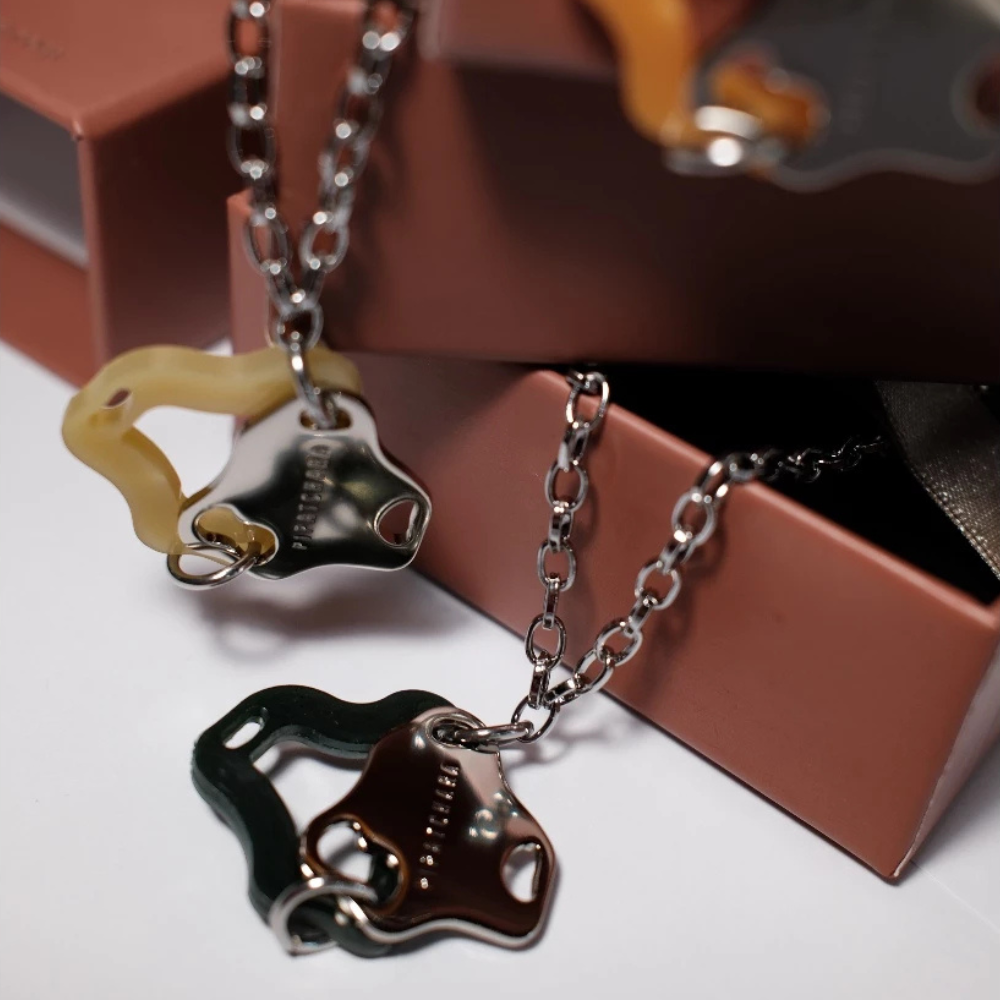 PIPATCHARA Aqua Necklace Gold (Onyx)