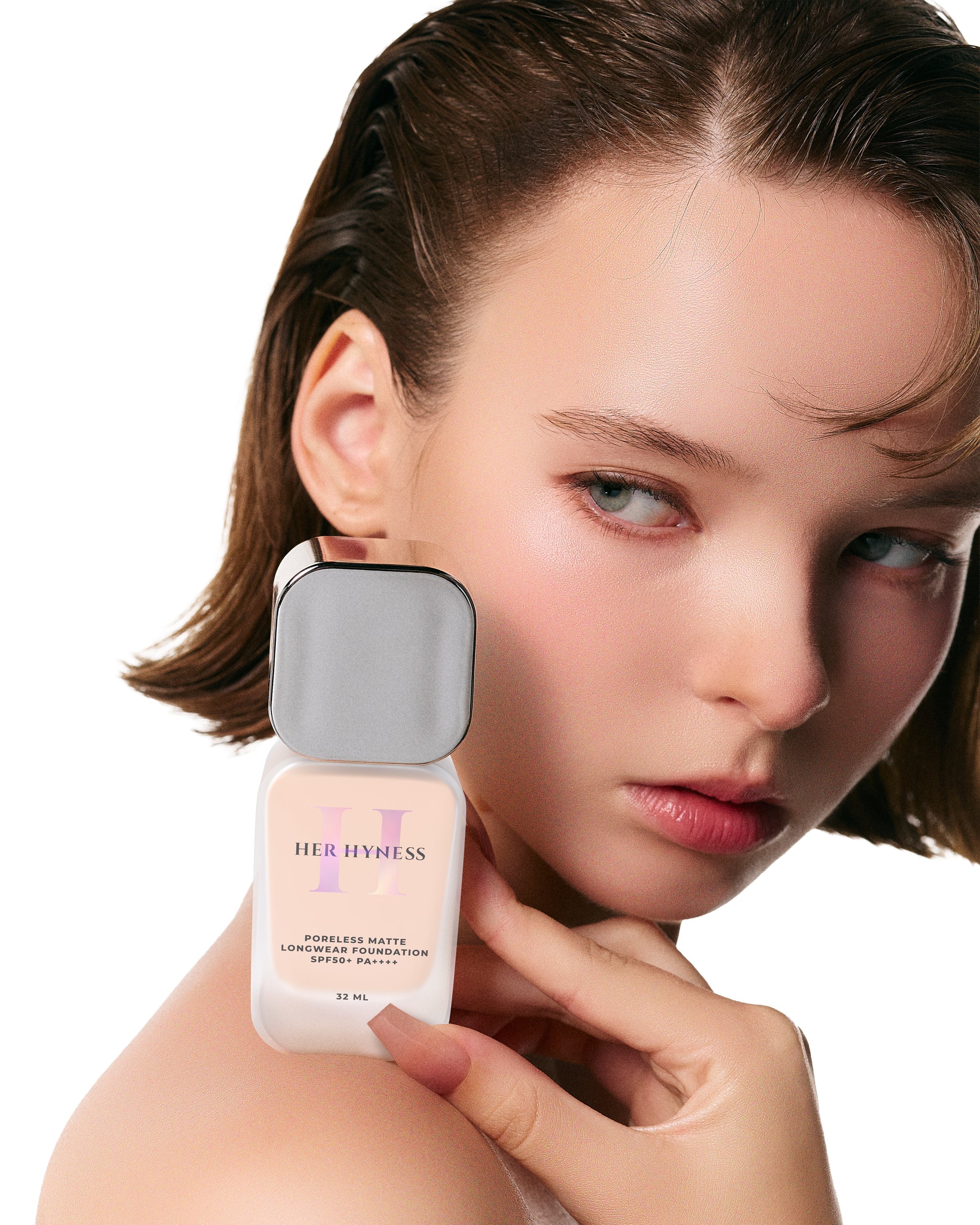 HER HYNESS Poreless Matte Longwear Foundation SPF50+ PA++++ 32ml