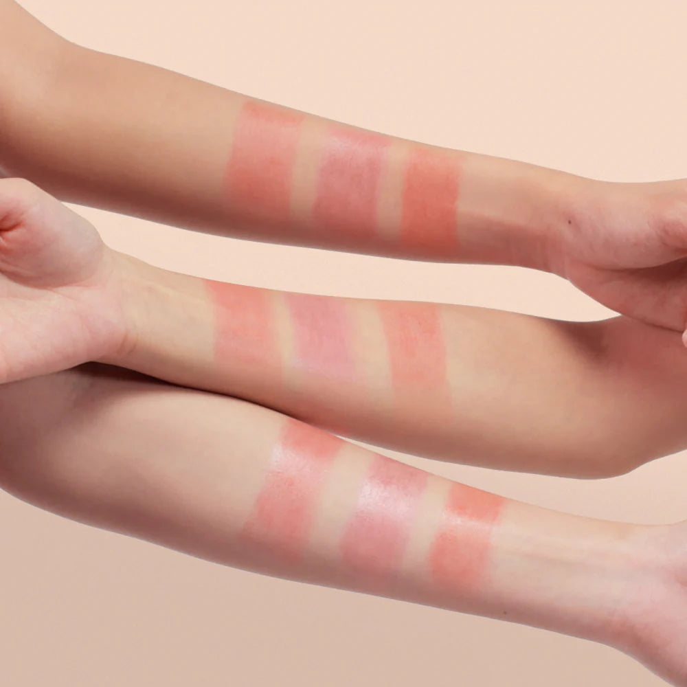 HER HYNESS Phyto-Retinol Plump & Glow Lip Tint 2.3g