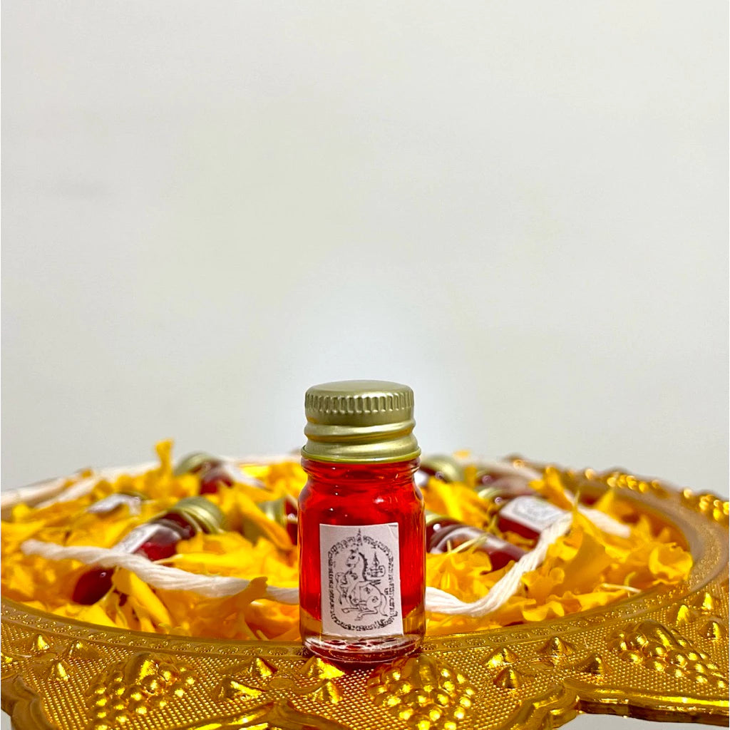 Enchantment Oil (Ma Sep Nang) – Attraction & Charisma Enhancement Oil