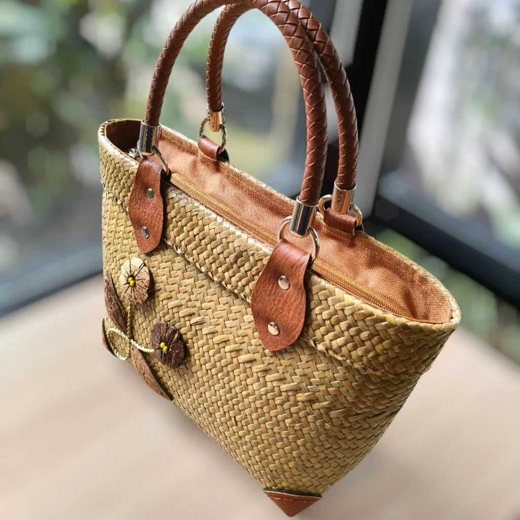 Handwoven Krajood Bag (Size M) – Natural Thai Basket Tote with Coconut Shell Detail
