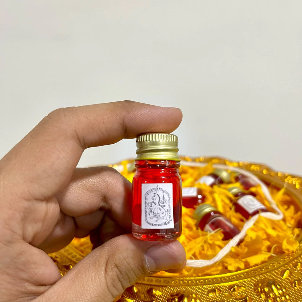 Enchantment Oil (Ma Sep Nang) – Attraction & Charisma Enhancement Oil